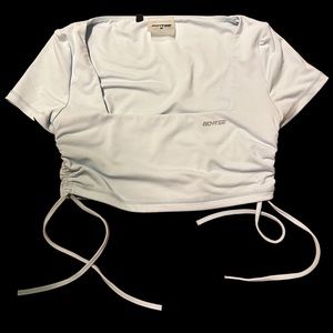 Medium Bo + Tee Active Crop Top